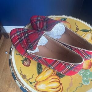 J. Crew Red Plaid Slip-On Women's Flats nwt! Christmas 7.5 women’s